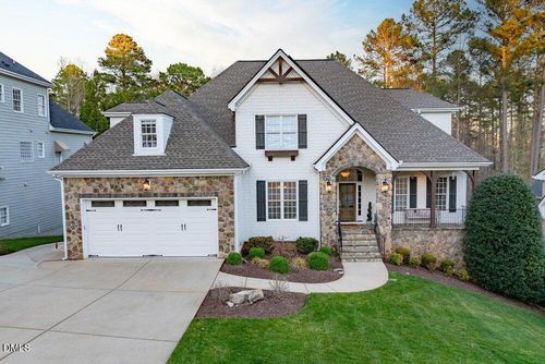 8116 Ortin Ln, Raleigh, NC, 27612-7249 | Card Image