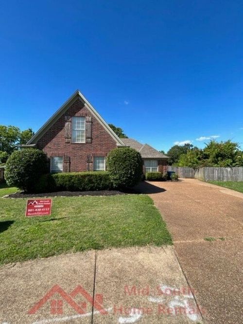 11817 Village Center St, Arlington, TN, 38002-5893 | Card Image