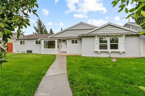 10450 Balboa Blvd, Granada Hills, CA, 91344-7321 | Card Image