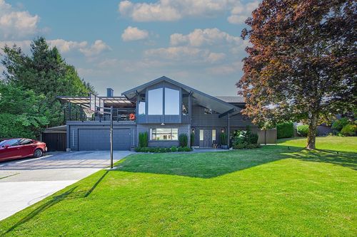 3155 Cardinal Dr, Burnaby, BC, V5A2T5 | Card Image