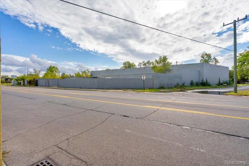 19285 Conant St, Detroit, MI, 48234-1443 | Card Image