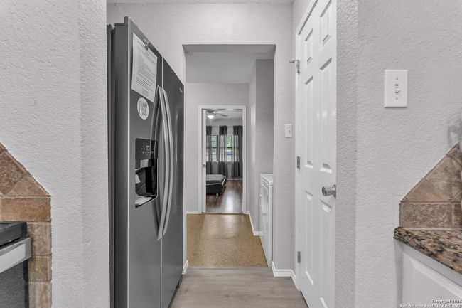139 Navajo Cir, House other with 3 bedrooms, 1 bathrooms and null parking in Cibolo TX | Image 16