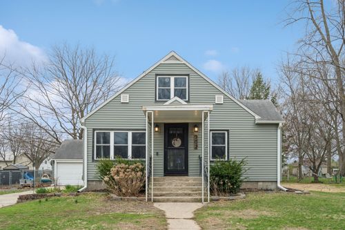 702 6th Ave, Erie, IL, 61250-9518 | Card Image