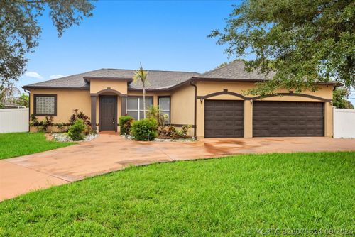 2901 Sw Pierson Rd, Port St. Lucie, FL, 34953-3336 | Card Image
