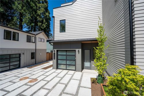 b-13540 39th Avenue Ne, Seattle, WA, 98125 | Card Image