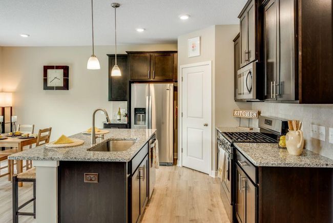 11539 Parkside Lane N, Townhouse with 4 bedrooms, 3 bathrooms and null parking in Champlin MN | Image 5