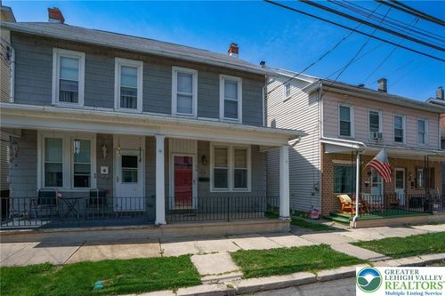 36 N Church St, Robesonia, PA, 19551-1104 | Card Image