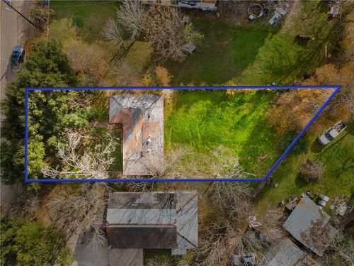 1302 N Sims Ave, Bryan, TX, 77803-2742 | Card Image