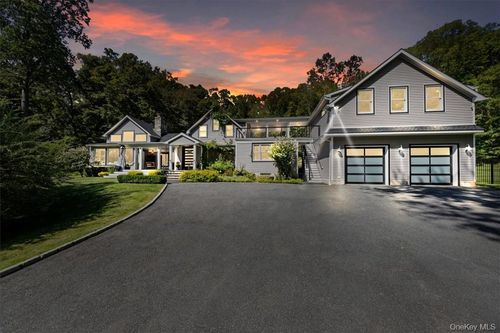 1570 Journeys End Rd, Croton-On-Hudson, NY, 10520-3610 | Card Image