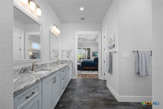 371 River Cliff Pl, House other with 4 bedrooms, 4 bathrooms and null parking in Spring Branch TX | Image 29