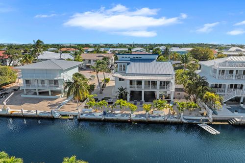 122 Gulfwinds Ln, Marathon, FL, 33050-2932 | Card Image