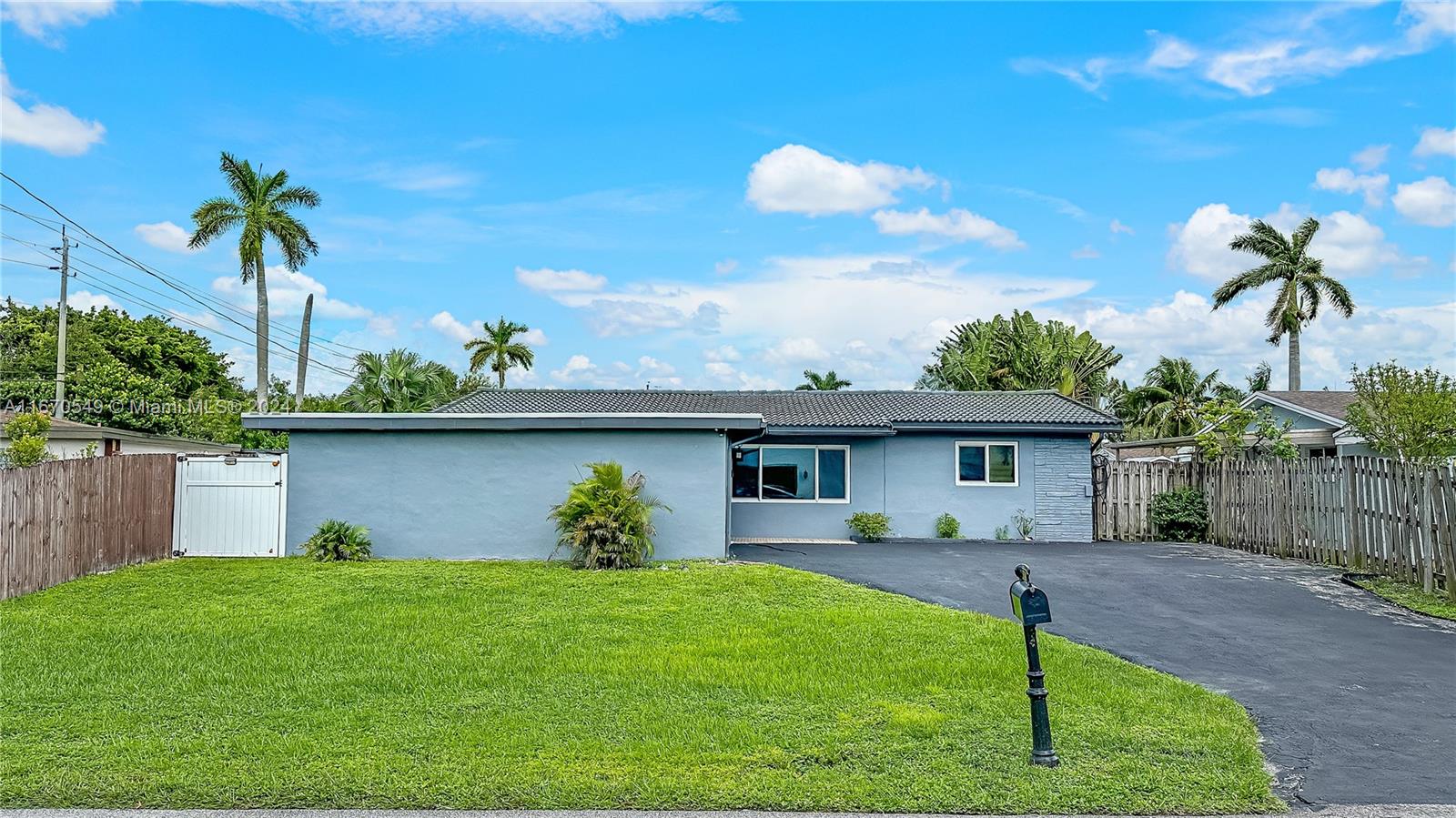 56th St, Davie, FL 33314