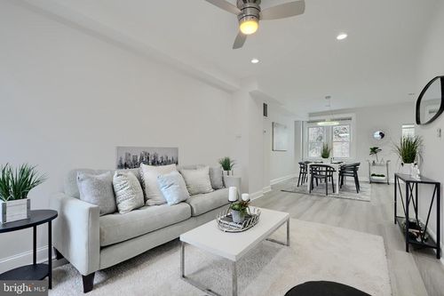 4030 Fairfax Rd, BALTIMORE, MD, 21216-1512 | Card Image