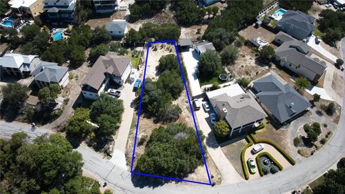 217 Lakefront Dr, Lago Vista, TX, 78645-8505 | Card Image