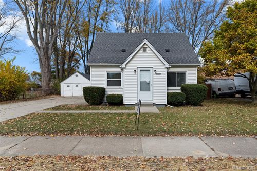 13263 Frazho Rd, Warren, MI, 48089-1302 | Card Image