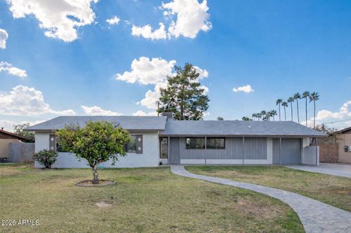 2740 N 21st Dr, Phoenix, AZ, 85009-1929 | Card Image