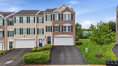 117 Rylie Dr, Harmony, PA, 16037-7764 | Card Image