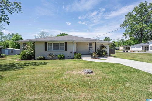 1554 Hall Ave, GARDENDALE, AL, 35071-2450 | Card Image