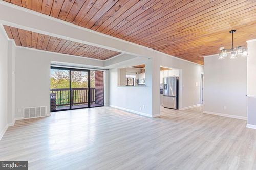 apt-303-53 Skyhill Rd, ALEXANDRIA, VA, 22314-4998 | Card Image