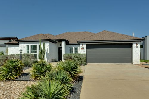210 S Meadowlark St, Lakeway, TX, 78734-4726 | Card Image