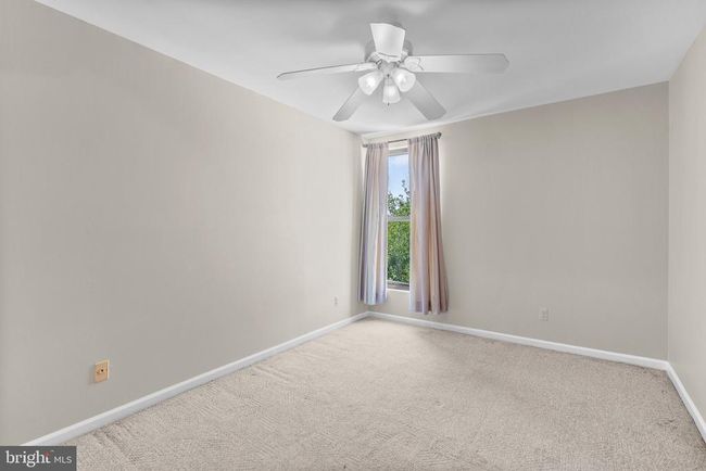 106-30 - 114 Duvall Ln, Condo with 2 bedrooms, 2 bathrooms and null parking in GAITHERSBURG MD | Image 20