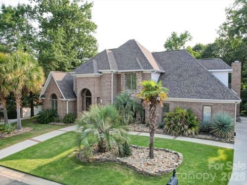 15708 Eagleview Dr, Charlotte, NC, 28278-8880 | Card Image