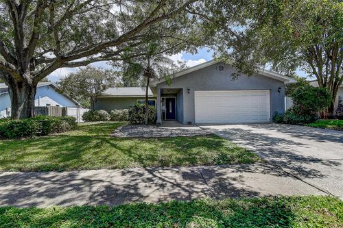 9267 92nd Way, Largo, FL, 33777-2402 | Card Image