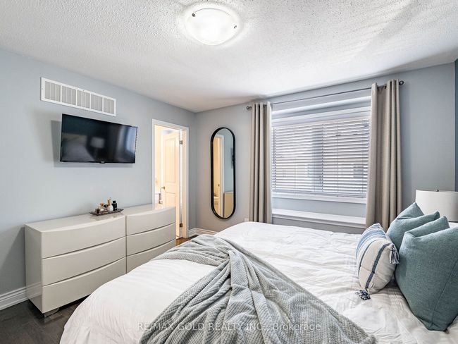 12 Affleck Rd, House attached with 4 bedrooms, 3 bathrooms and 2 parking in Brampton ON | Image 24