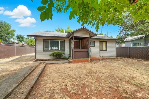 1995 Durrett St, Shasta Lake, CA, 96019-9257 | Card Image