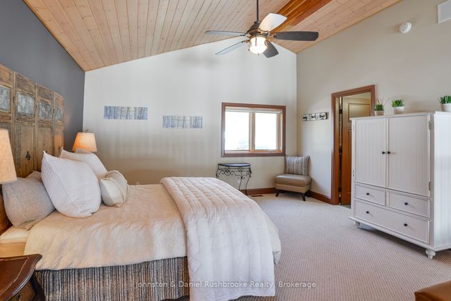 2 - 1086 Brackenrig Rd, House other with 3 bedrooms, 2 bathrooms and 4 parking in Port Carling ON | Image 23