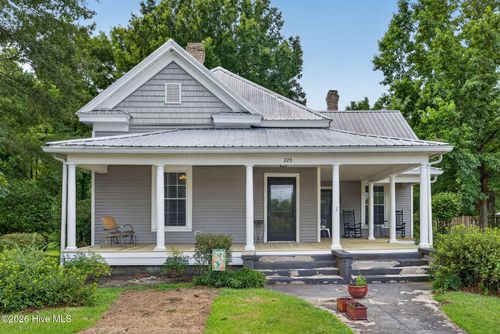 225 Carr Ave, Rocky Point, NC, 28457-8573 | Card Image