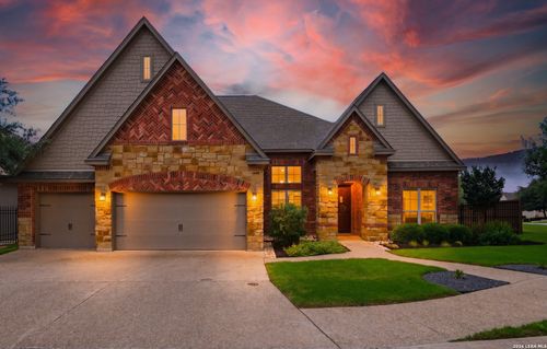210 Shannon Cir, San Antonio, TX, 78260-7708 | Card Image