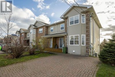 61 Joffre St, Townhouse with 4 bedrooms, 3 bathrooms and null parking in Dartmouth NS | Image 2