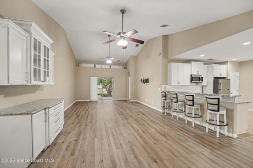 203-1030 Venetian Dr, Melbourne, FL, 32904-8466 | Card Image