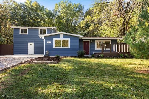35293 Elm Rd, Grafton, OH, 44044-9511 | Card Image