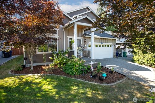 420 Barry Loop, Mount Vernon, WA, 98274-9201 | Card Image