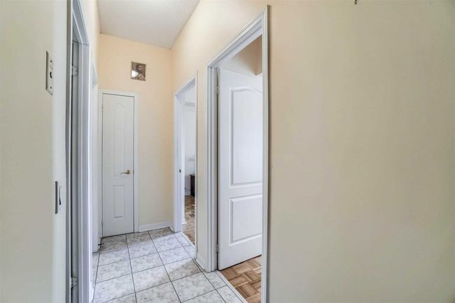 116 - 2506 Rutherford Rd, Condo with 2 bedrooms, 2 bathrooms and 1 parking in Concord ON | Image 12
