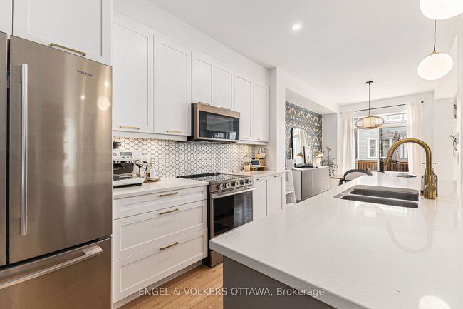 184 Equitation Cir, House other with 4 bedrooms, 3 bathrooms and 2 parking in Richmond ON | Image 14