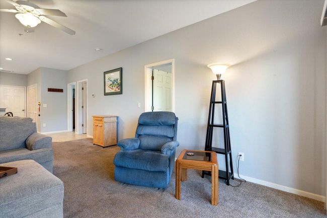 3C - 464 Cedar Heights Dr, Condo with 2 bedrooms, 2 bathrooms and null parking in CAMDENTON MO | Image 5