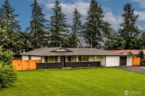 11705 Tomahawk Rd Sw, Lakewood, WA, 98499-4942 | Card Image