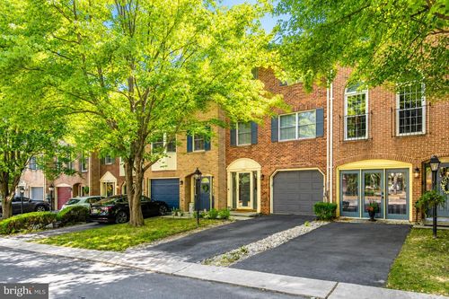 1006 Lindsay Ln, HAGERSTOWN, MD, 21742-4608 | Card Image