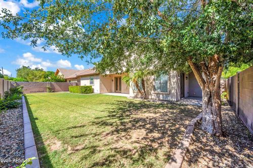 4213 E Edgemont Ave, Phoenix, AZ, 85008-1412 | Card Image