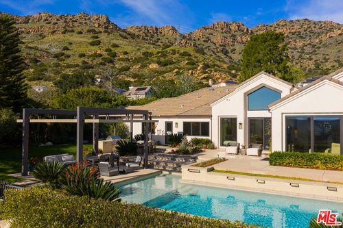 1885 Mesa Ridge Ave, Westlake Village, CA, 91362-5255 | Card Image