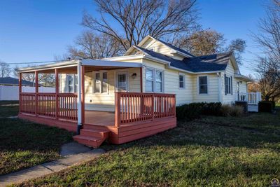 6737 Sw 69th St, House other with 3 bedrooms, 2 bathrooms and null parking in Auburn KS | Image 1