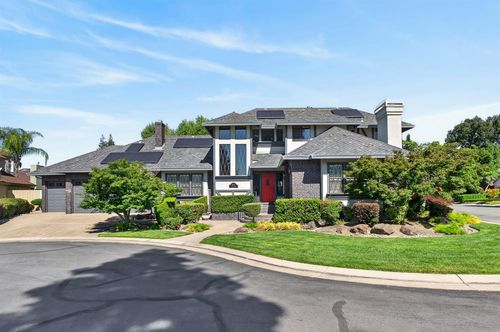 672 Cypress Run, Woodbridge, CA, 95258-9187 | Card Image