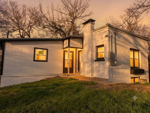 308 N 9th St, Gatesville, TX, 76528-1411 | Card Image