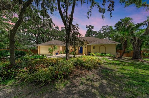 3217 Oak Grove Dr, Sarasota, FL, 34243-2804 | Card Image