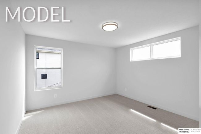 5417 N 191 St St, House other with 4 bedrooms, 3 bathrooms and 3 parking in Elkhorn NE | Image 45