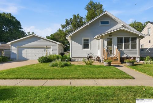 535 E 12th St, Fremont, NE, 68025-4241 | Card Image