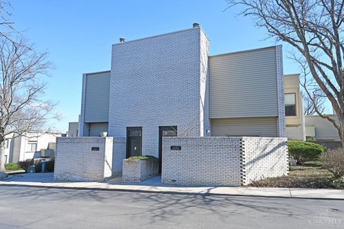 2352 Dana Avenue, Cincinnati, OH, 45208 | Card Image